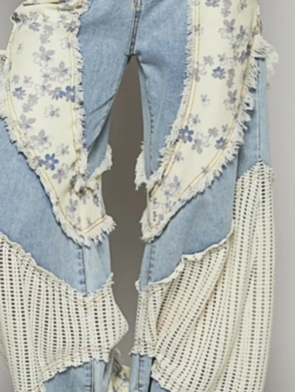 BIG DISCOUNT Women's Light Blue Patchwork Jeans Floral Crochet Contrasts - Picture 4 of 5